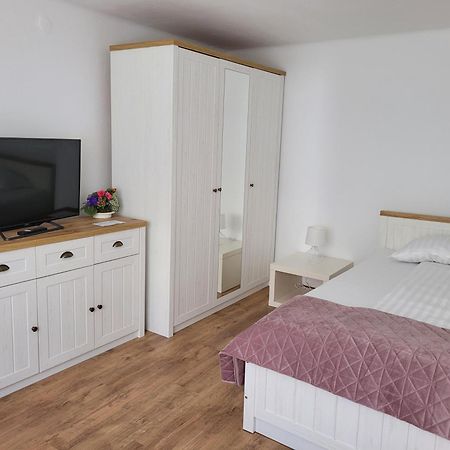 Two-Bedrooms Apt ซีบิว ภายนอก รูปภาพ