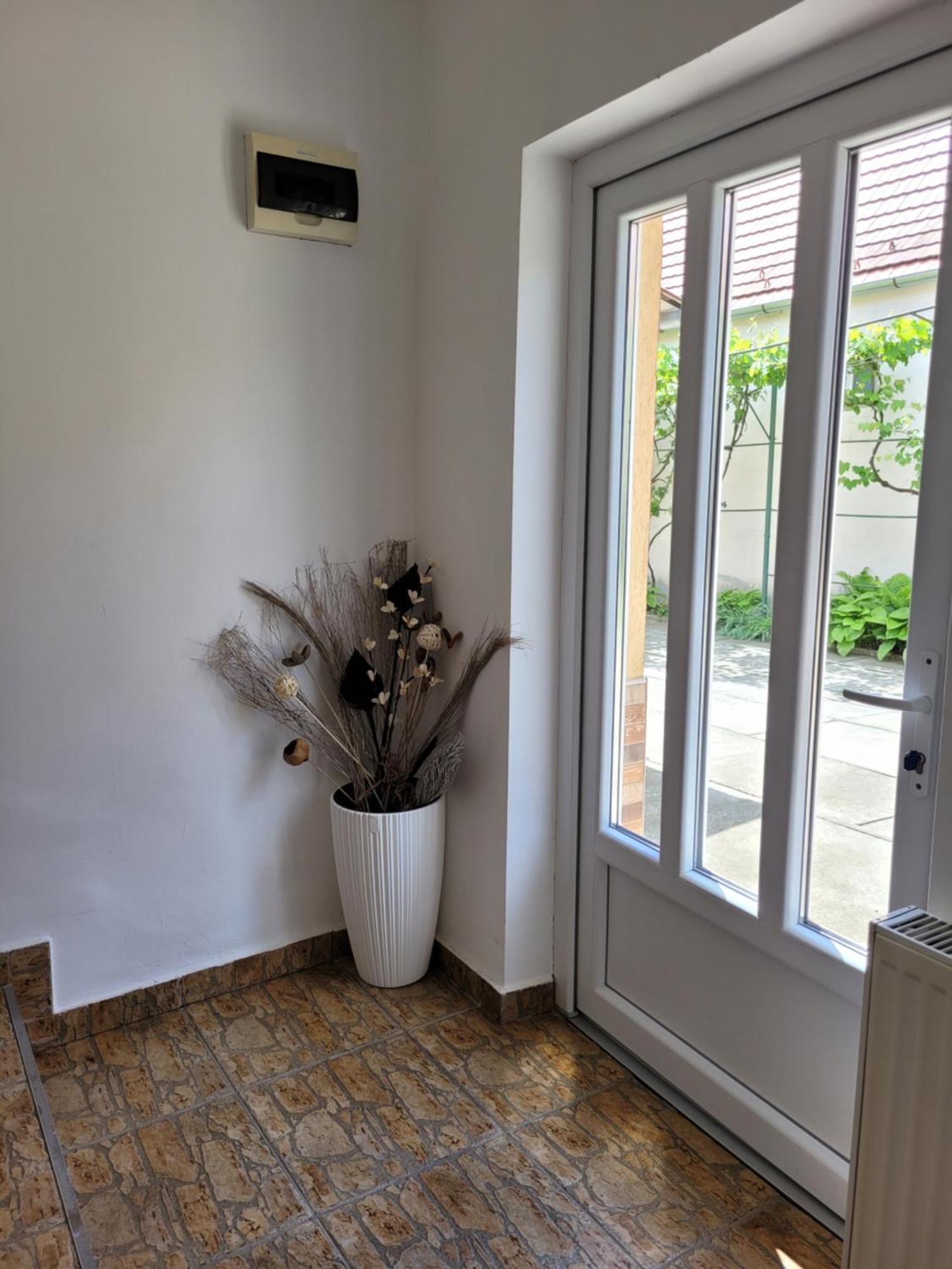 Two-Bedrooms Apt ซีบิว ภายนอก รูปภาพ